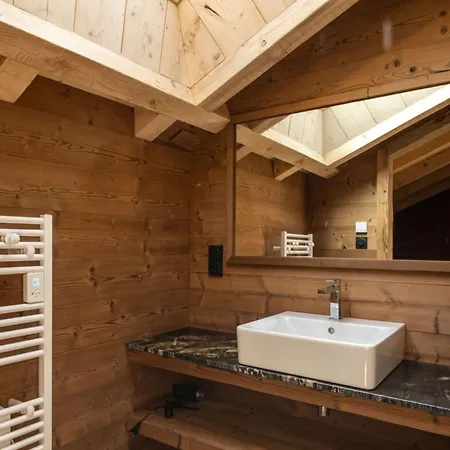 L'aiglon - 10 Pers - Jacuzzi Sauna Gérardmer